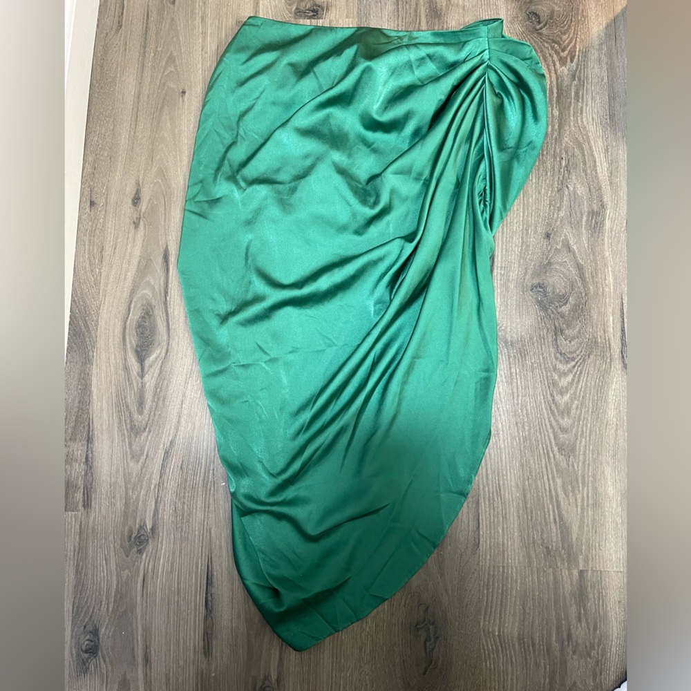 SHEIN Green Satin Skirt